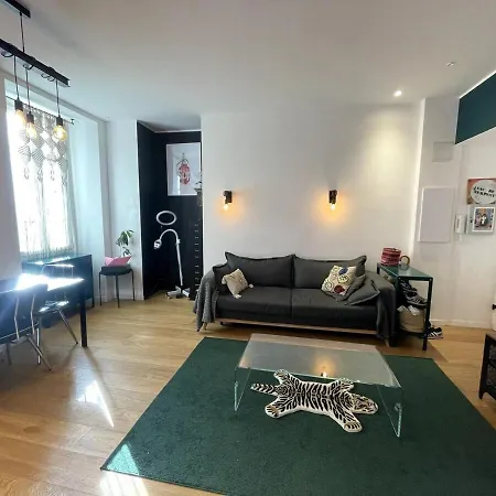 Grand Design Au Coeur De Apartment